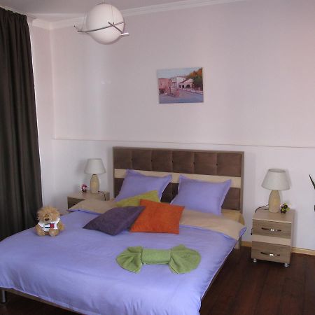 Guesthouse Honeymoon Sighnaghi Esterno foto