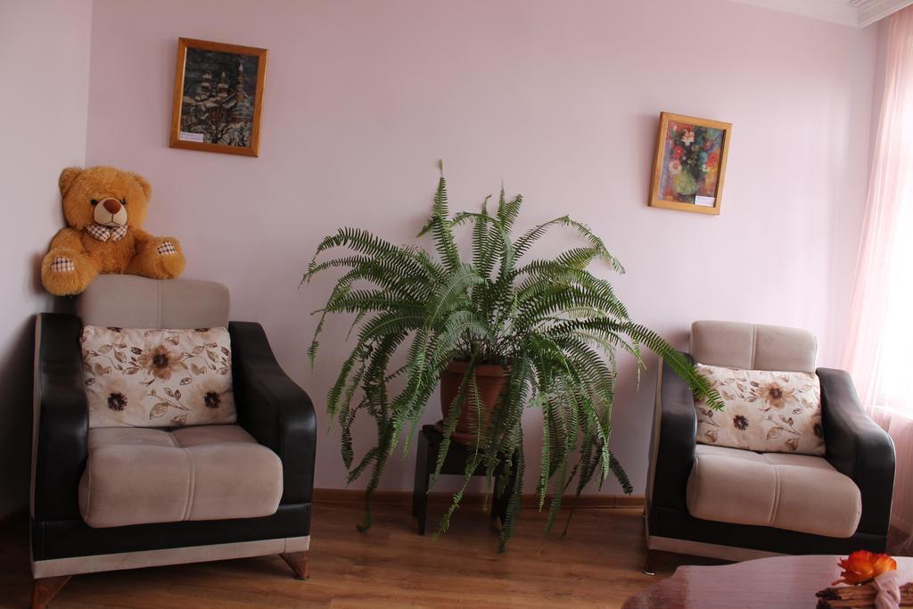 Guesthouse Honeymoon Sighnaghi Esterno foto