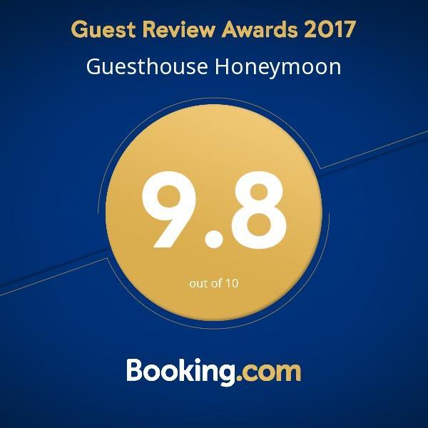 Guesthouse Honeymoon Sighnaghi Esterno foto
