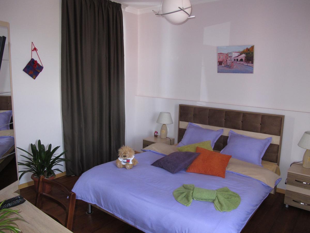 Guesthouse Honeymoon Sighnaghi Esterno foto