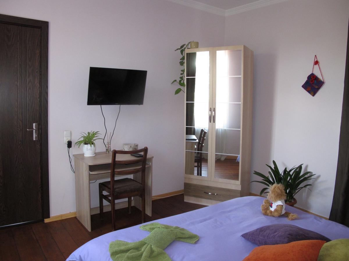 Guesthouse Honeymoon Sighnaghi Esterno foto
